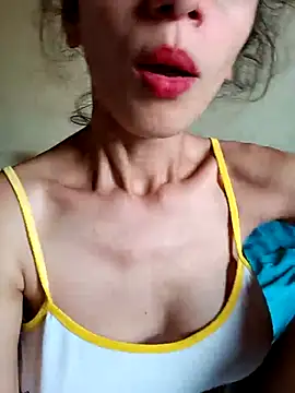 Snapshot of Nandasant09 chatting on 09.21.25 Nandasant09 online show from 09.21.25