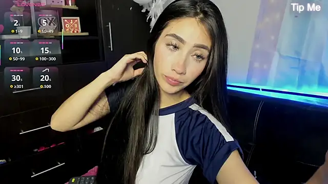 Emilytafur online show from 03.11.26