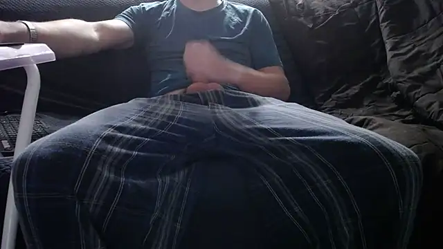 Snapshot of Big_D_Sub chatting on 11.06.25 Big D Sub online show from 11.06.25