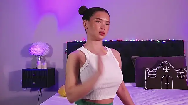 Denise Garciia online show from 02.25.26