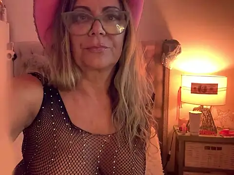 lolavalecuatro online show from 01.31.25