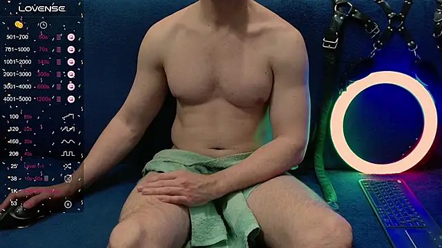 Snapshot of sasha_nik chatting on 03.17.25 sasha nik online show from 03.17.25