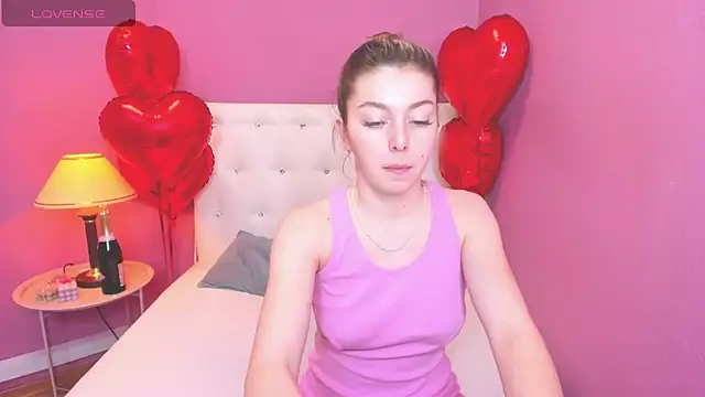 MollyMeltorr online show from 02.11.25