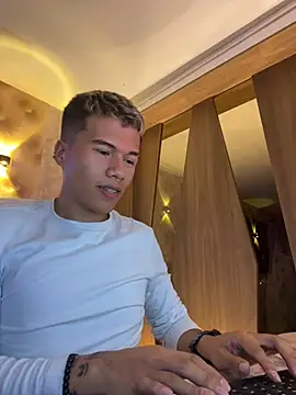 Logan smith1 online show from 02.07.25