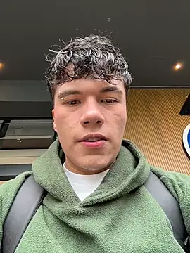 Logan smith1 online show from 10.20.25