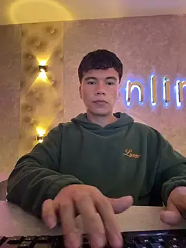 Logan smith1 online show from 12.20.25