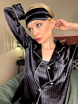 dollfromvenus online show from 09.26.25