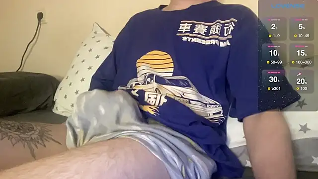 Snapshot of tyler_8x chatting on 12.07.24 tyler 8x online show from 12.07.24