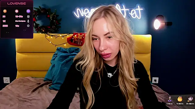 Snapshot of Diana_Garrett chatting on 12.19.24 Diana Garrett online show from 12.19.24