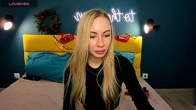 Snapshot of Diana_Garrett chatting on 01.07.25 Diana Garrett online show from 01.07.25