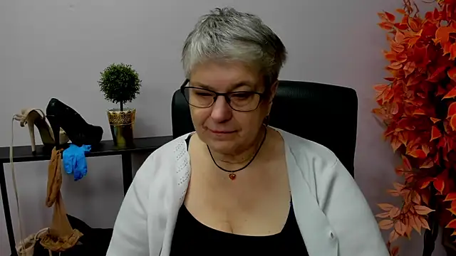 IrisDream online show from 12.20.24