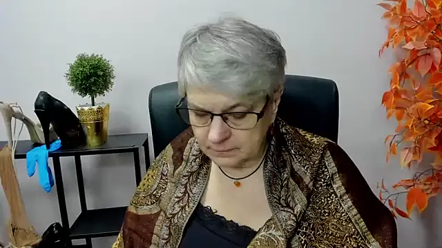 IrisDream online show from 12.31.24