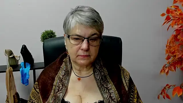 IrisDream online show from 01.23.25