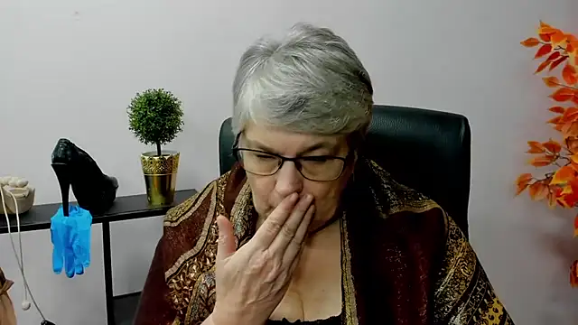 IrisDream online show from 01.30.25