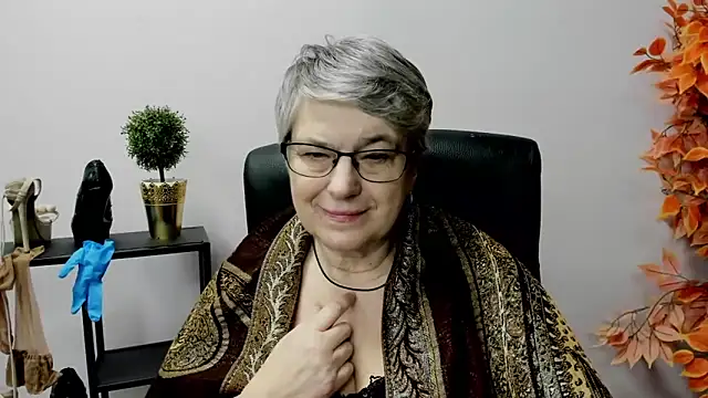 IrisDream online show from 02.12.25