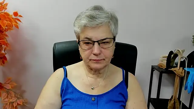 IrisDream online show from 10.13.25