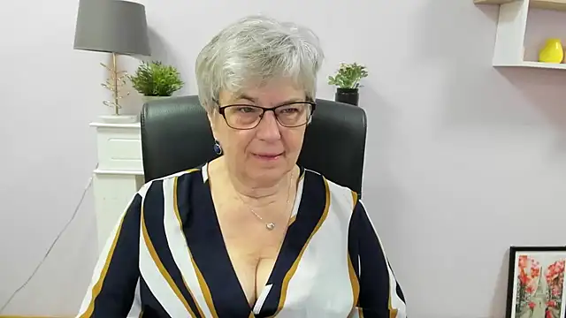 IrisDream online show from 07.10.26