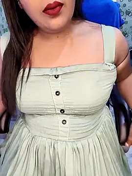 Cute-Raashii online show from 10.31.25