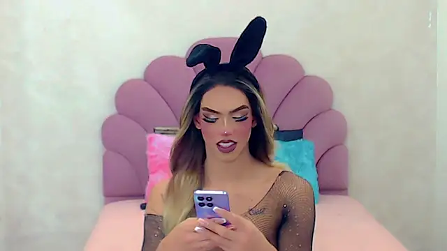 Snapshot of briana_sex32 chatting on 03.09.25 briana sex32 online show from 03.09.25