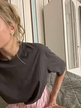 Snapshot of Liya_my chatting on 02.03.25 Liya my online show from 02.03.25