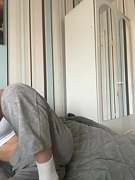 Snapshot of Liya_my chatting on 02.18.25 Liya my online show from 02.18.25