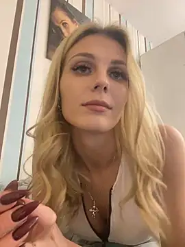 Snapshot of Liya_my chatting on 02.18.25 Liya my online show from 02.18.25