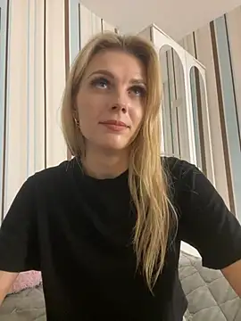 Snapshot of Liya_my chatting on 02.20.25 Liya my online show from 02.20.25