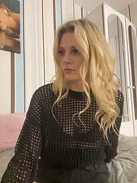 Snapshot of Liya_my chatting on 03.03.25 Liya my online show from 03.03.25