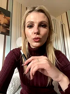 Snapshot of Liya_my chatting on 10.29.25 Liya my online show from 10.29.25