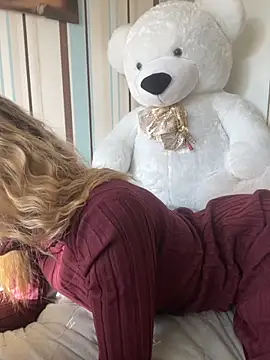 Snapshot of Liya_my chatting on 11.03.25 Liya my online show from 11.03.25