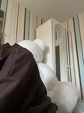 Snapshot of Liya_my chatting on 11.04.25 Liya my online show from 11.04.25