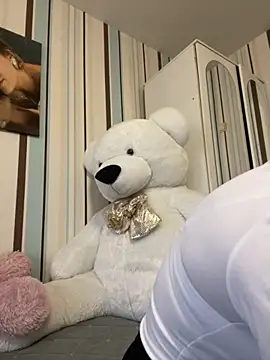 Snapshot of Liya_my chatting on 11.12.25 Liya my online show from 11.12.25