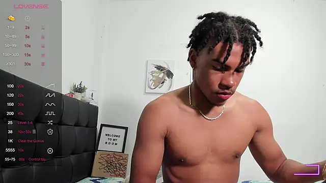 RoddyRich11 online show from 10.22.25