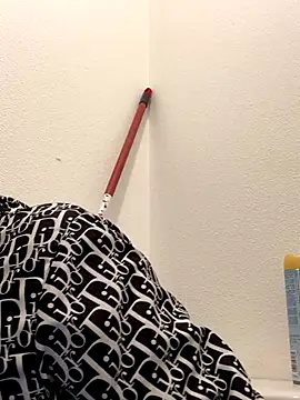 metissex online show from 10.23.25