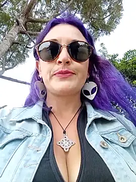 sophie banger online show from 10.12.25