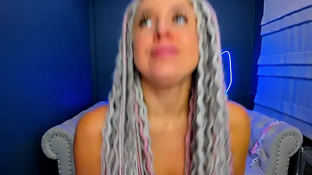 rock n roxy online show from 10.21.25