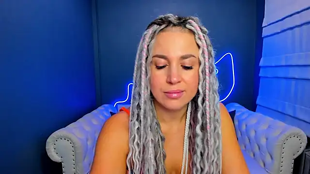 rock n roxy online show from 10.25.25