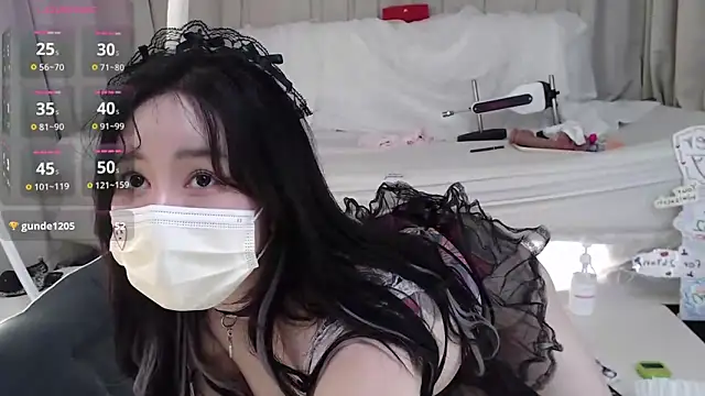 2hyun online show from 03.21.25