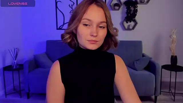 BritnieCute online show from 10.07.25