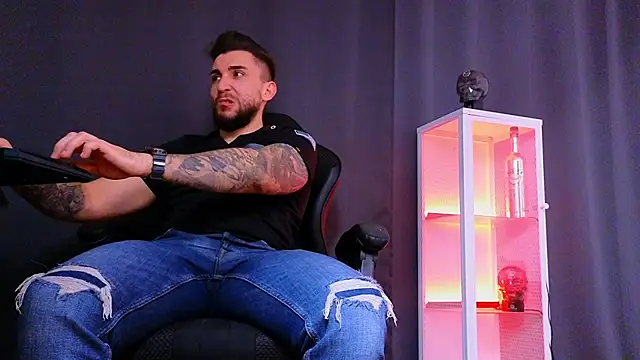 MightyAaron66 online show from 03.05.25