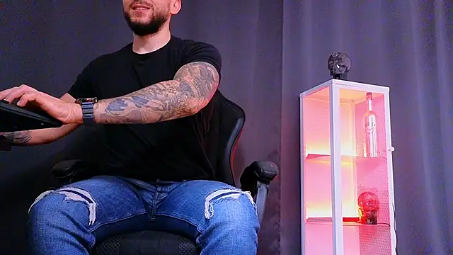 MightyAaron66 online show from 03.08.25