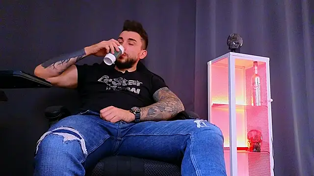 MightyAaron66 online show from 03.11.25