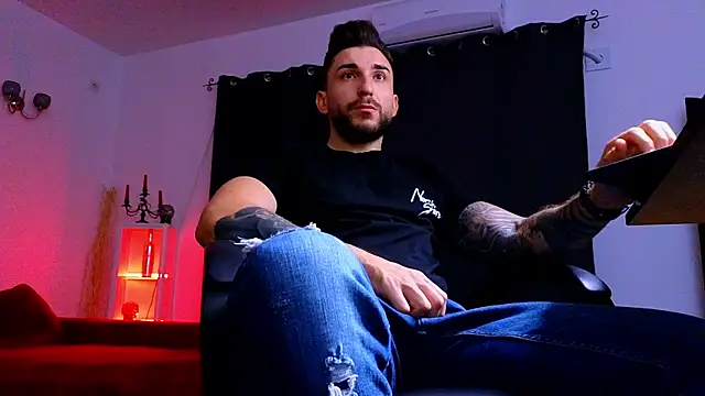 MightyAaron66 online show from 09.23.25