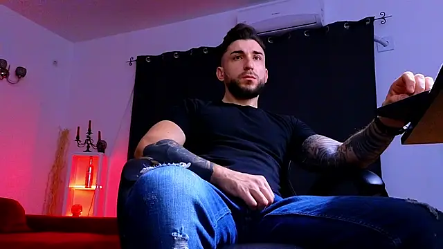 MightyAaron66 online show from 12.19.25