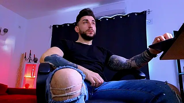 MightyAaron66 online show from 04.14.26