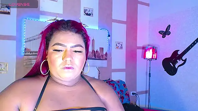 Snapshot of OpraxBellinda chatting on 09.18.25 OpraxBellinda online show from 09.18.25