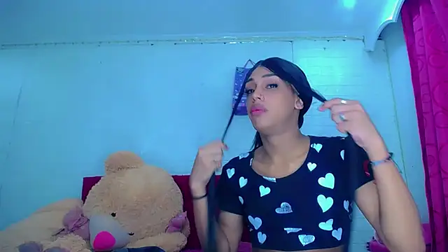 NahomiCamper online show from 03.28.26