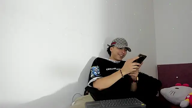 HeellBoy  online show from 12.21.25