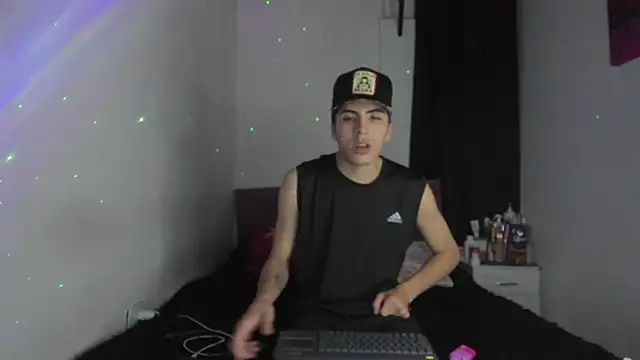 HeellBoy  online show from 04.30.26