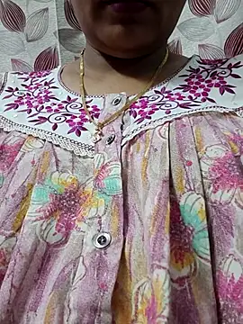 Snapshot of samitasharma chatting on 03.09.26 samitasharma online show from 03.09.26